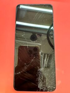 OPPO-reno7-5G-screen-looks-broken-and-does-not-display
